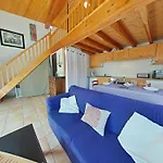 Mezzanine Confortable A 200m De La - Fr-1-224b-245