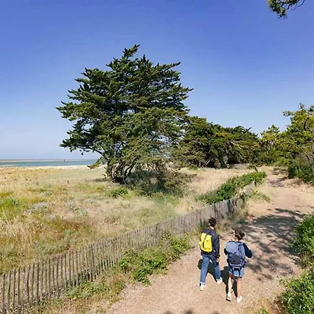 Mezzanine Confortable à 200m De La - Fr-1-224b-245 Barbâtre
