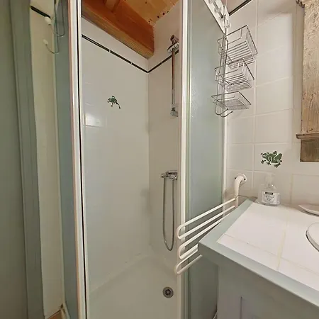 Mezzanine Confortable à 200m De La - Fr-1-224b-245 Barbâtre